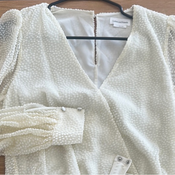 Lovers + Friends Tops - Lovers and Friends Cream Puff Sleeve Wrap Blouse Bodysuit size small